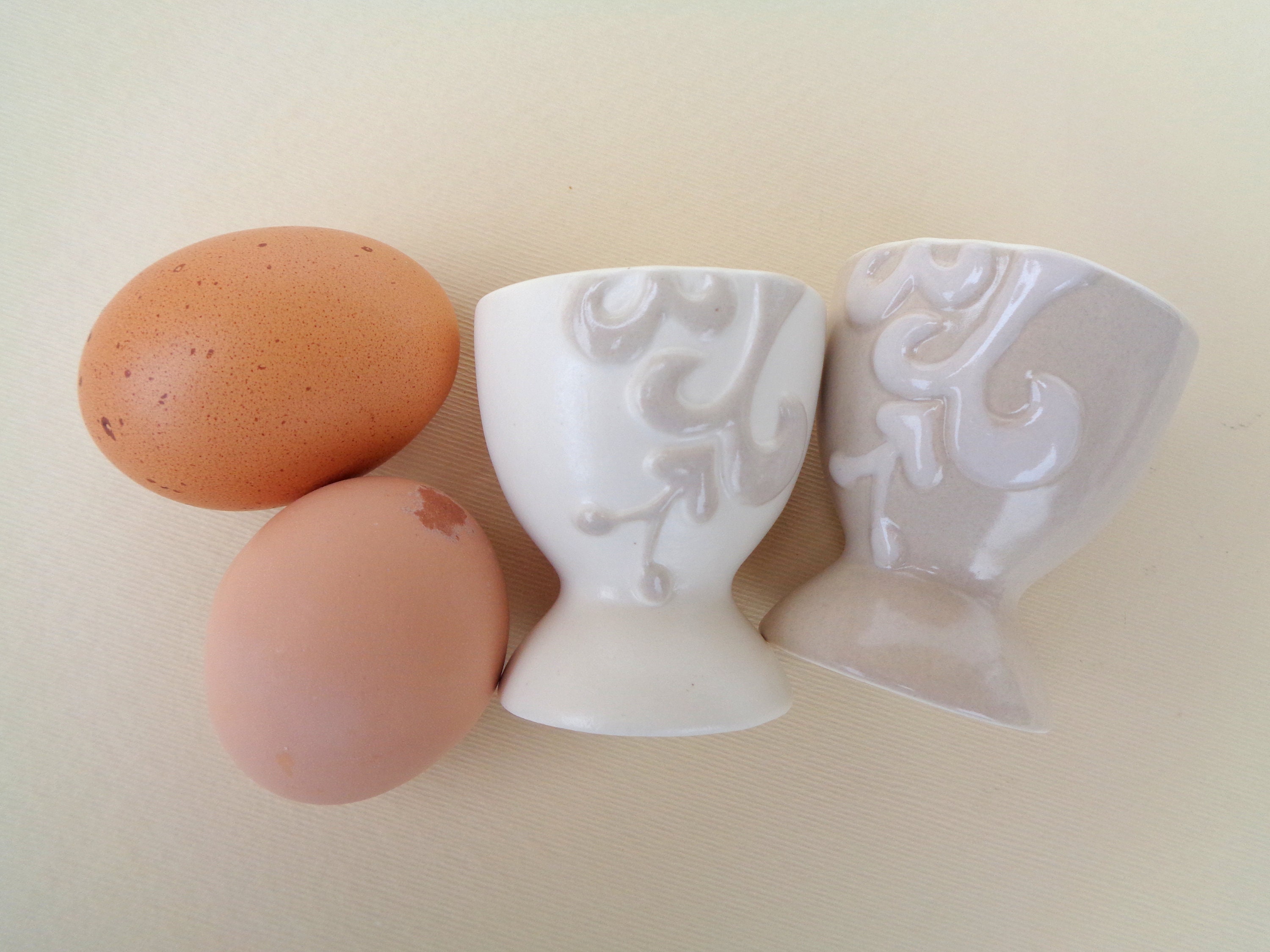 1pc Egg Cup Holder, Mini High-footed Egg Cup, Eggshell For Soft