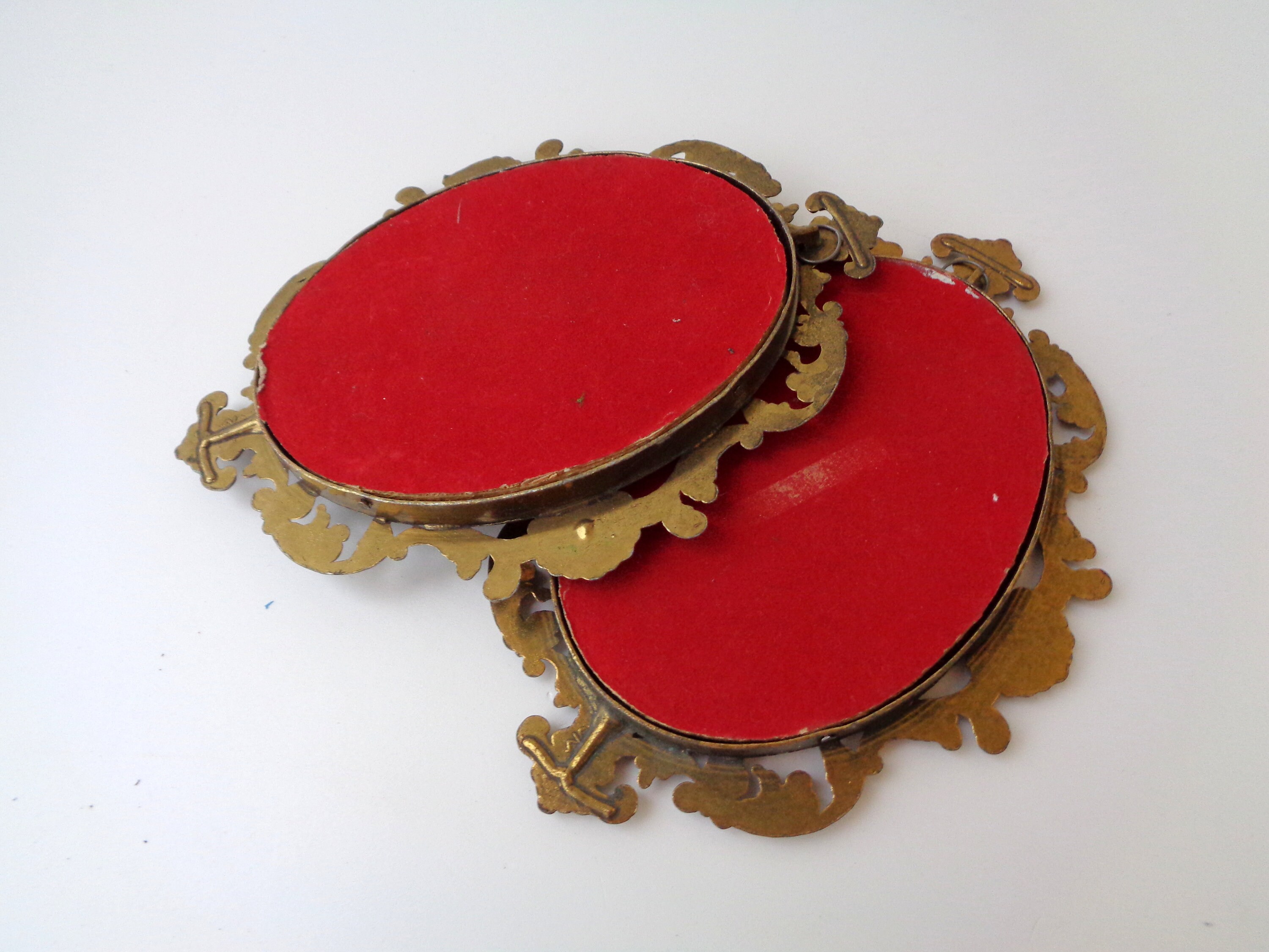 Pair of Art Nouveau Oval Frame Vintage Italy Decorated Brass Etsy