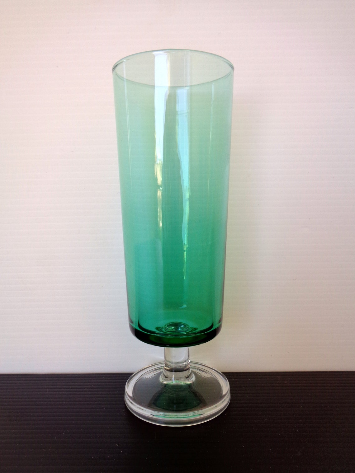 Vintage Italian Green Glass Tumblers With Clear Bases Glasses Etsy