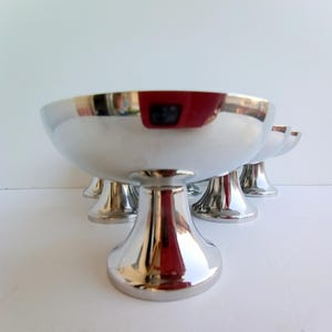 Set of 4 Vintage Stainless Steel Coupe Bowls by Motta – For Dessert, Ice Cream, Fruit Salad, Appetizers, Cocktails, Retro Italian Design