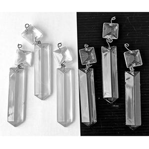 Set van 6 vintage kristallen prisma's met vierkante en rechthoekige druppels voor verlichtingsrestauratie, fotografie en creatieve projecten