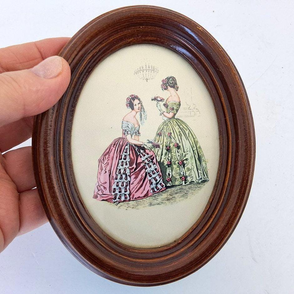 ヴィクトリア朝時代の女性を描いたイタリアのヴィンテージシルク