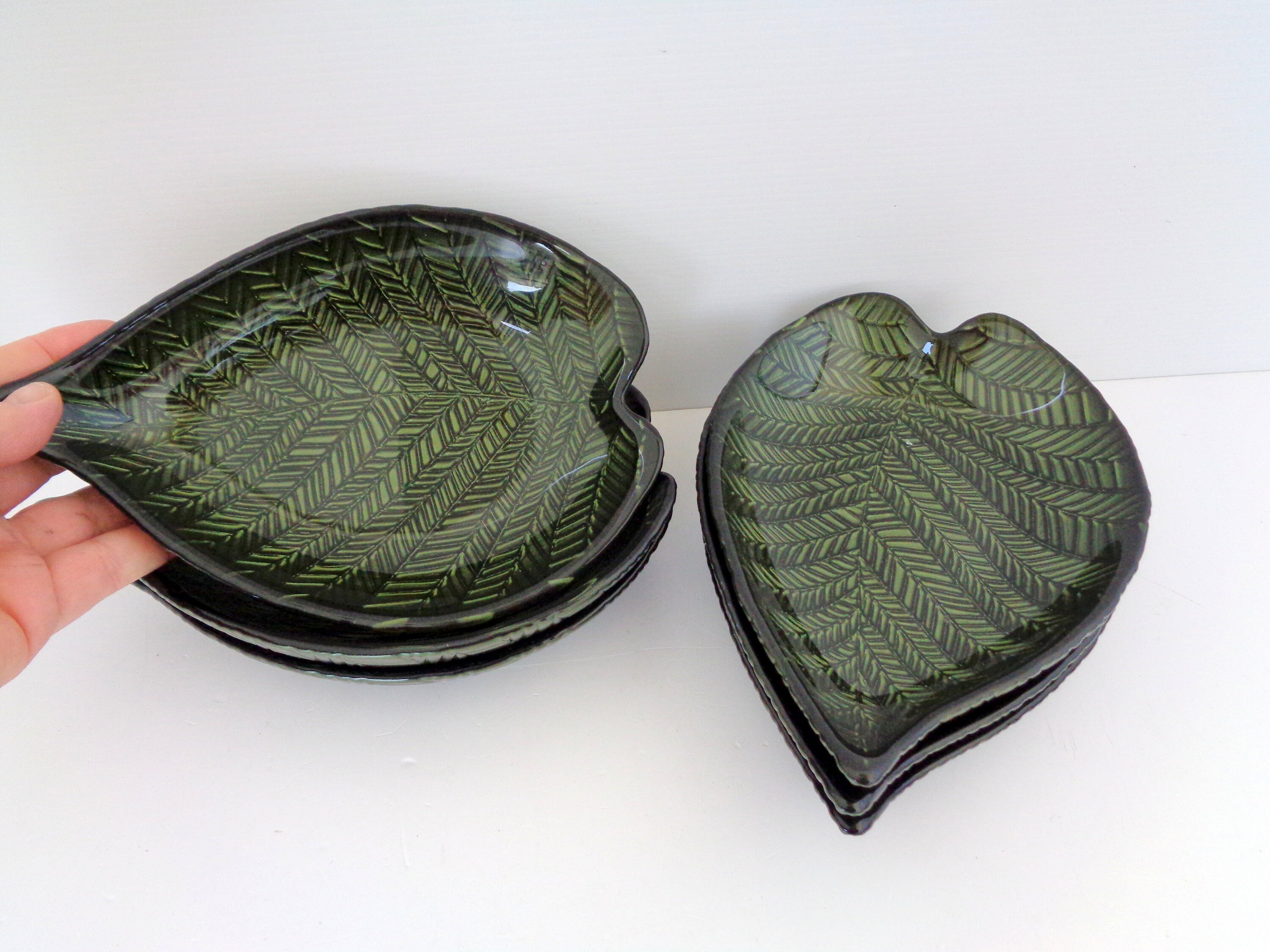 serve Cake dish Vintage Italy Art Fused Glass Green leaves shaped Dessert Plate Green Glass Dishes Special Dinnerware appetizer plate