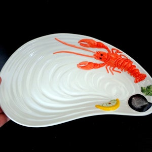 Lobster dish, large shell shaped plate with 3D lobster, hand painted dish, great gift, dinner service, handmade plates, Bassano ceramic