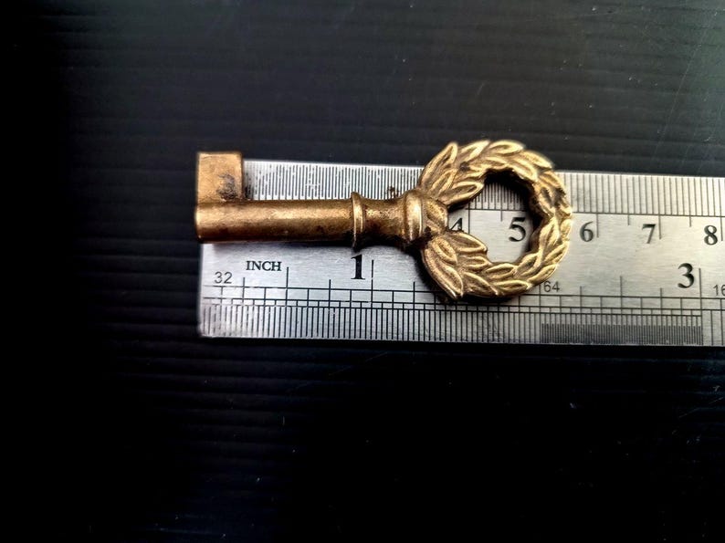 Tarnish Key Vintage Italian Collectible Skeleton Folding Key, Ornate, Fancy ...
