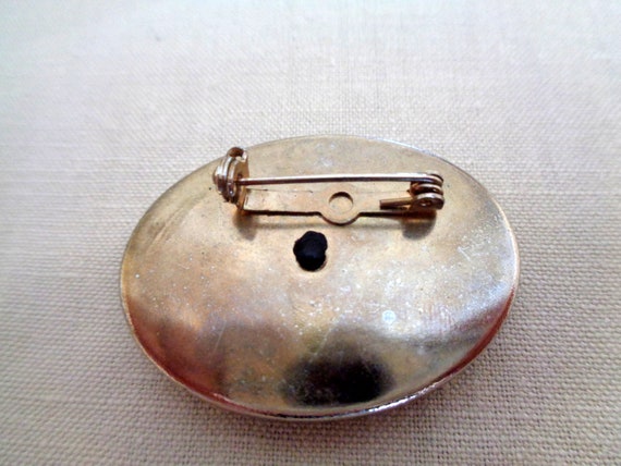 lot 6 Vintage Resin brooch, vintage Italy handmad… - image 9