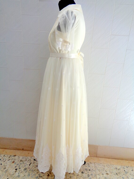 Elegant Italian cream color wedding dress vintage… - image 3