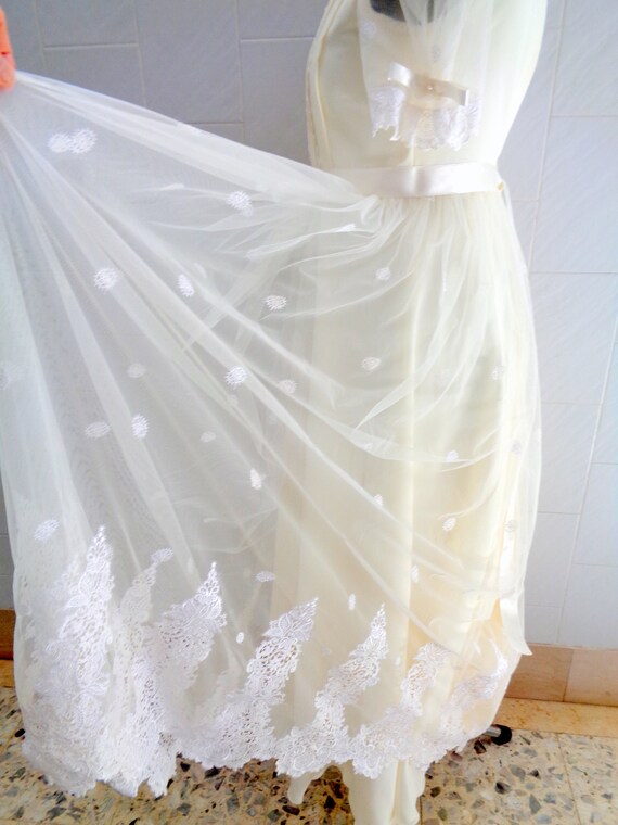 Elegant Italian cream color wedding dress vintage… - image 10