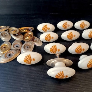 Set of 13 Vintage Ceramic Drawer Knobs – Large Floral Cabinet Handles – Retro Hardware for Furniture Restoration – 5 cm Ceramic Pulls