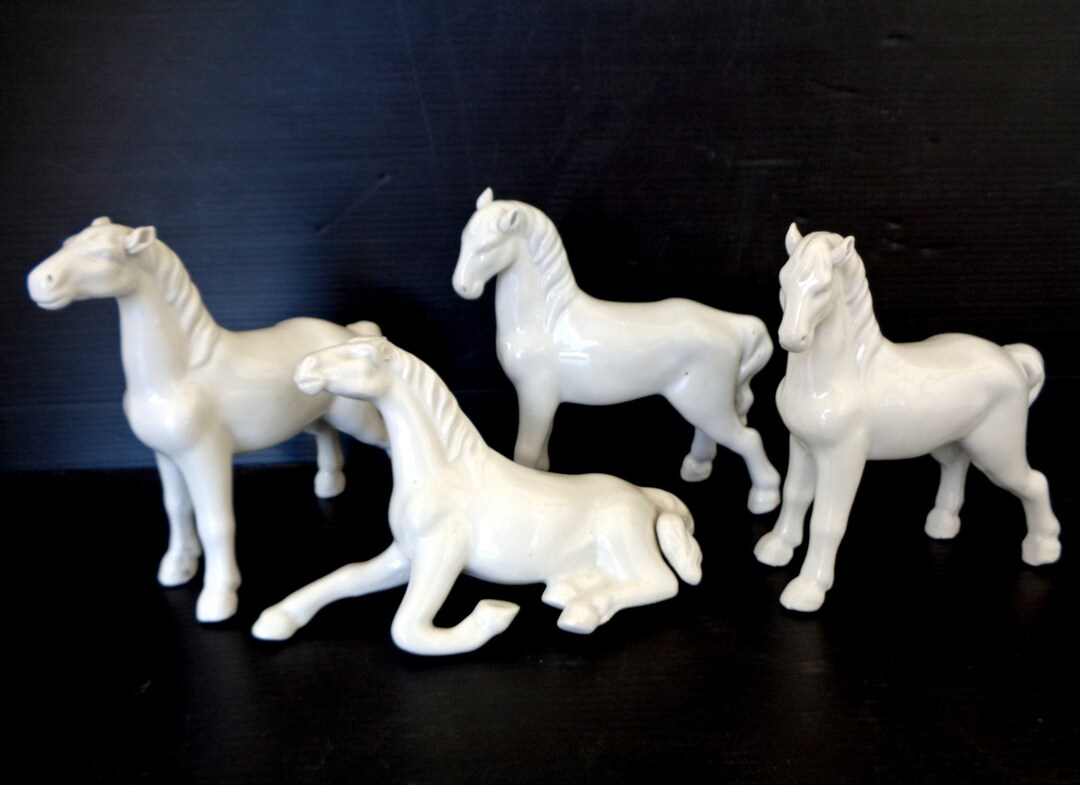 4 Collectible White Porcelain Horses Figurine Vintage Italy Etsy