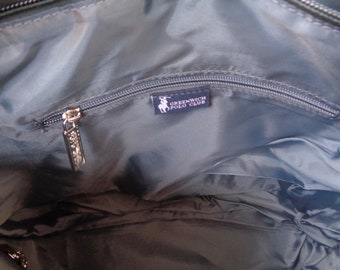 Nuovissima con borsa a tracolla a lable contrassegnata Greenwich
