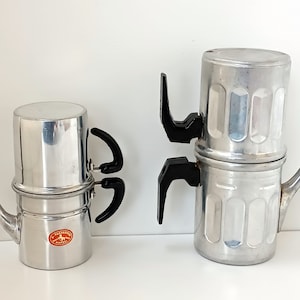 Collectible Original 1960 Neapolitan coffee pot working, decorative object, aluminum coffee pot, vintage coffee maker, aluminum tableware