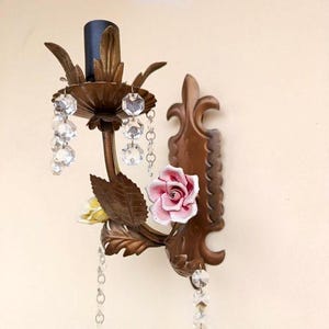 Antique Italian decor Wall Sconce, Vintage Wall Sconce, Brass Wall Sconce with Capodimonte porcelain roses Italy wall lamp, wall sconce lamp