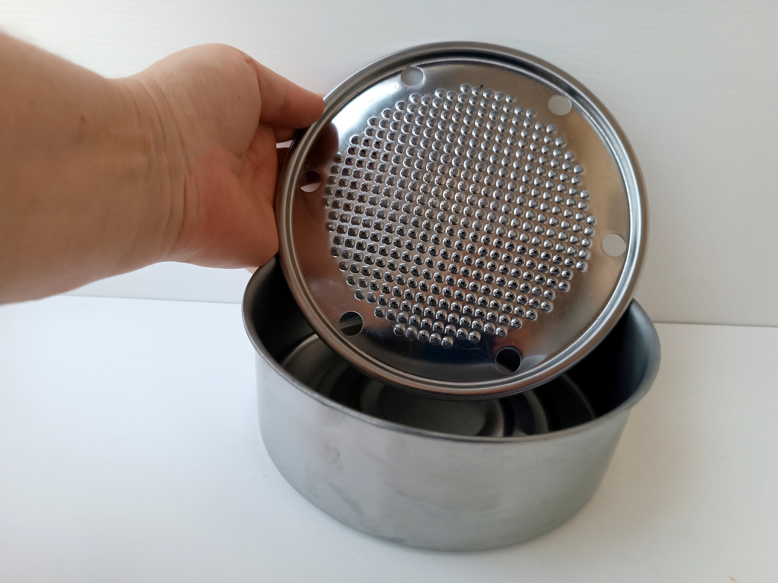 Stainless Steel Bowl Grater - Fante's Kitchen Shop - Since 1906