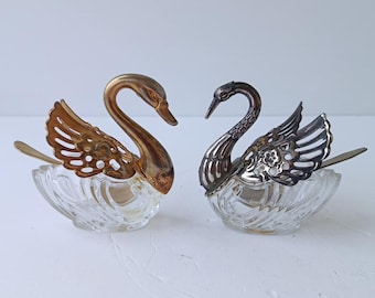 Saliera vintage a forma di cigno con cucchiaio, ali mobili, in vetro di cristallo, set da tavola decorativo per il sale, variante regalo di Natale