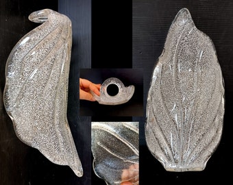 Ein großes geschwungenes Blatt Vintage italienische MuranoGlas Kronleuchter Lampe Ersatzteile Blatt Ersatzteile Lüster, weiße Glasblätter