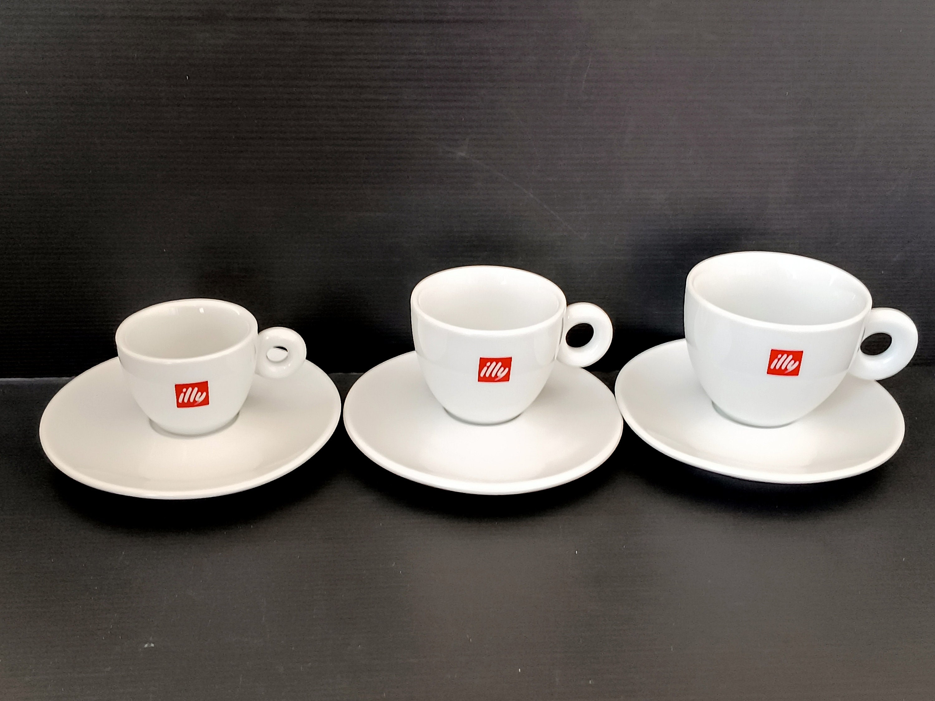 コレクター向けヴィンテージ「イリー」白磁バー用コーヒーカップ