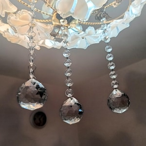 Juego de 3 bolas de cristal facetado italiano con gancho para iluminación, ideales para decoración navideña. Bolas de cristal de Bohemia, repuestos.