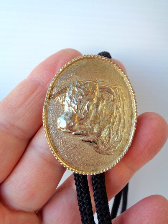 Vintage Southwestern USA medallion with bull Silv… - image 4