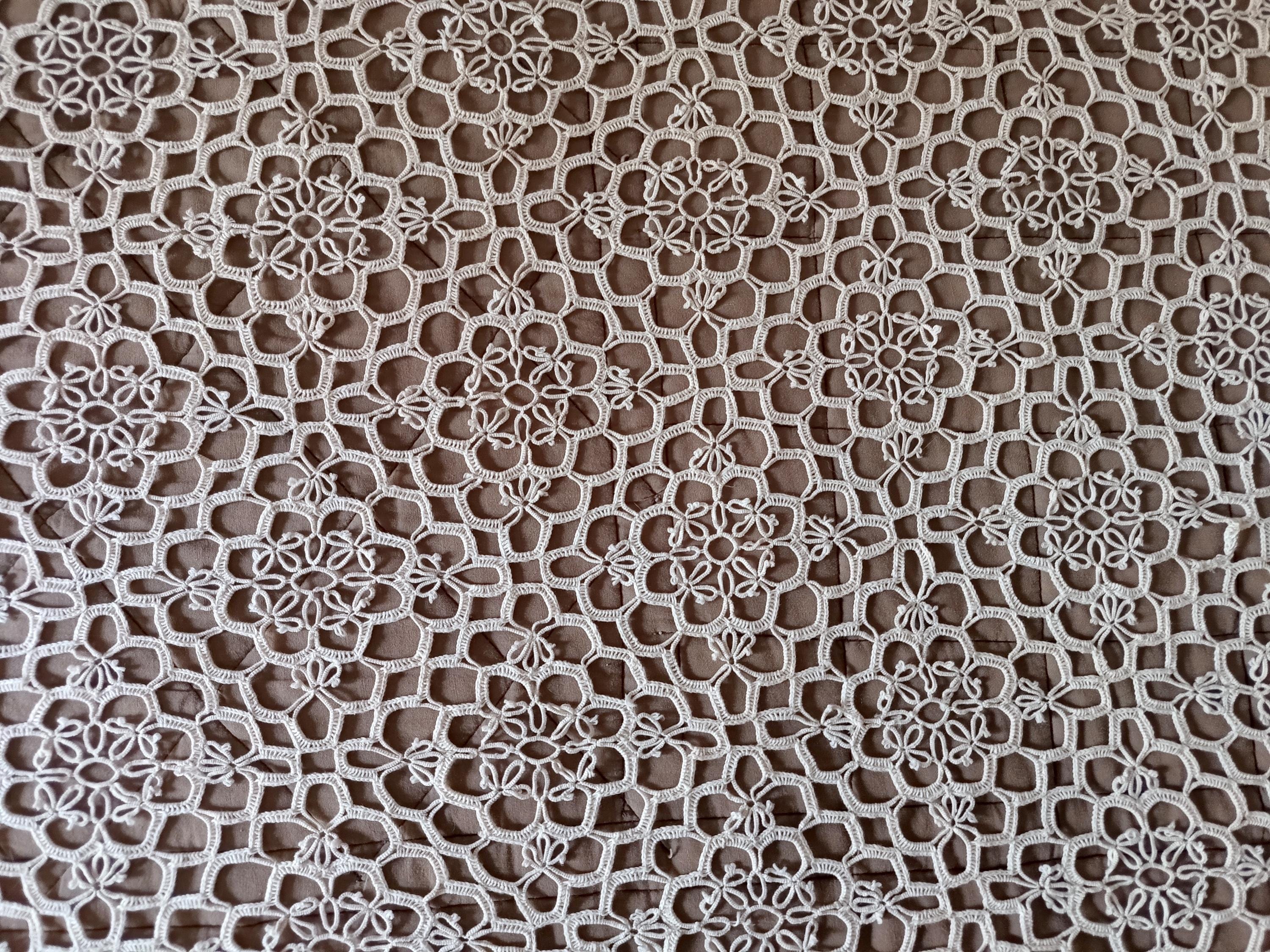 Vintage Italian Cotton Lace Tatting Technique Bedspread, Airy Work ...