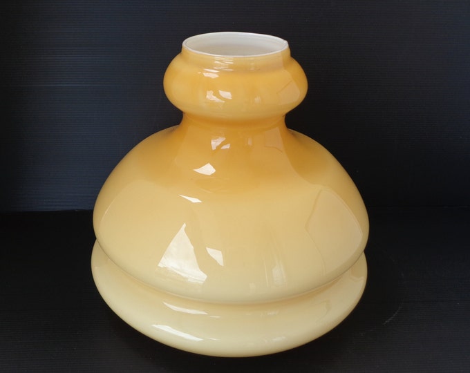 Southern Bell Diffusers Vintage Large Glass Bell Diffuser in Old American Style Glossy Amber ...
