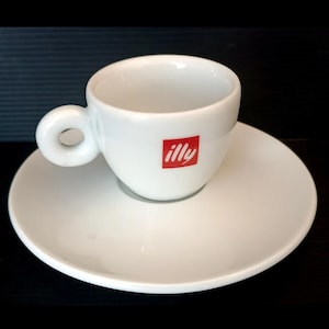 Set of 2 vintage 1990s Illy Italian espresso cups Italian Classic &quot;Illy&quot; cup from bar in white porcelain with vintage coffee cups saucer