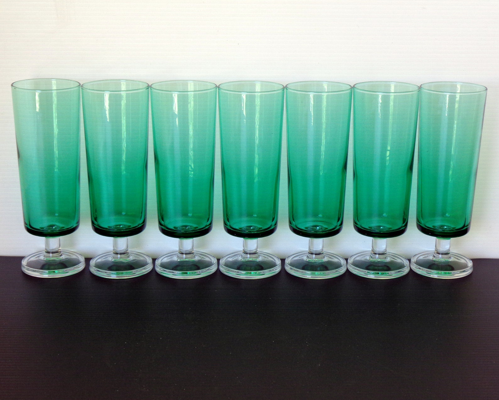 Vintage Italian Green Glass Tumblers With Clear Bases Glasses Etsy