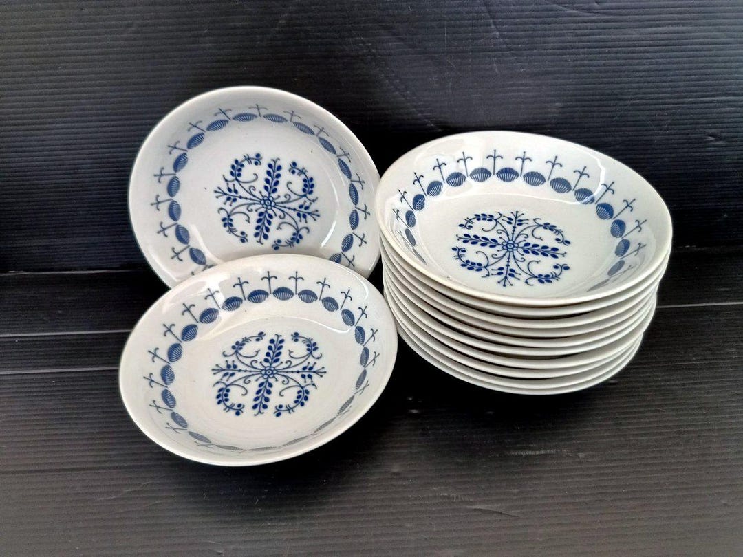6 Collectible Bohemia Henriette 29043 Serie Deep Plate, Vintage