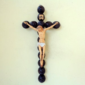 Vintage Italy hand-crafted Holy Spirit wooden wall hanging Crucifix Cross, christian&#39;s gift, bedroom wall hanging, Jesus crucified