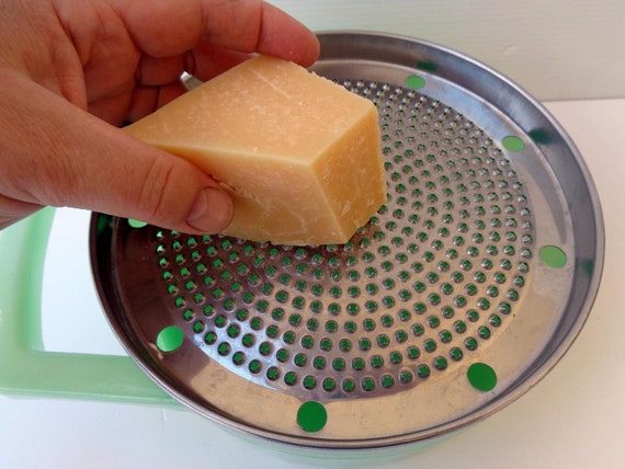 Italian Round Steel Cheese Grater Box for Parmesan Cheese. 