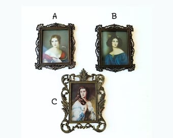 Vintage Brass Ornate Photo Frames with Pictures, Oval brass Frame with glass, Wall Decor, Italian antique stamp Ladies images Framed picture