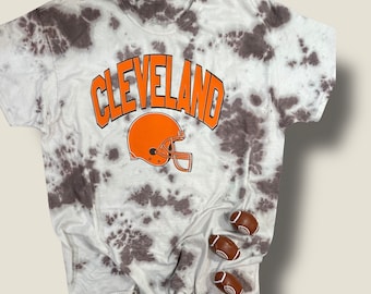 Cleveland Browns T-Shirt, Browns Tie Dye, Tie Dye Shirt, Cleveland, Plus Size Graphic, Gift for Her, Gift for Him