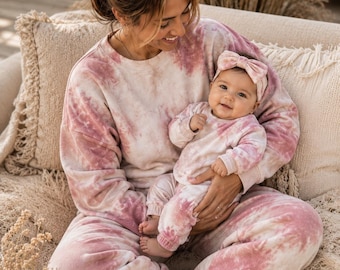 Mama Mini Tie Dye Lounge Set, Matching Mommy Baby Sweatsuit, Hand Marbled Outfit