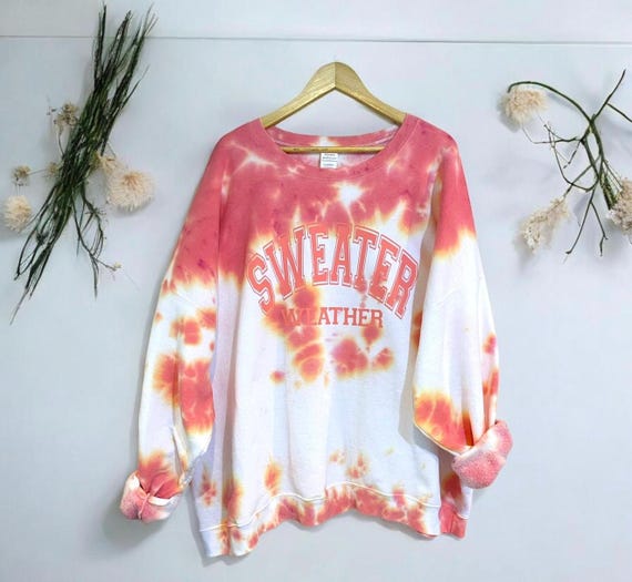 Sweater Weather Vibrant Tie Dye Fleece Sweatshirt: Unisex Crewneck with Kangaroo Pocket