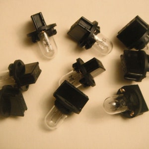 Gauge Cluster Lights Bulbs and Sockets For Ford 73 79 F100 - F350 Truck