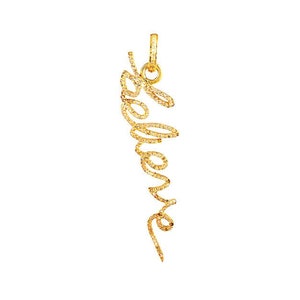 Peut inclure: Un collier avec un pendentif en or en forme du mot "always" écrit en cursive. Le pendentif est composé de petites pierres scintillantes.