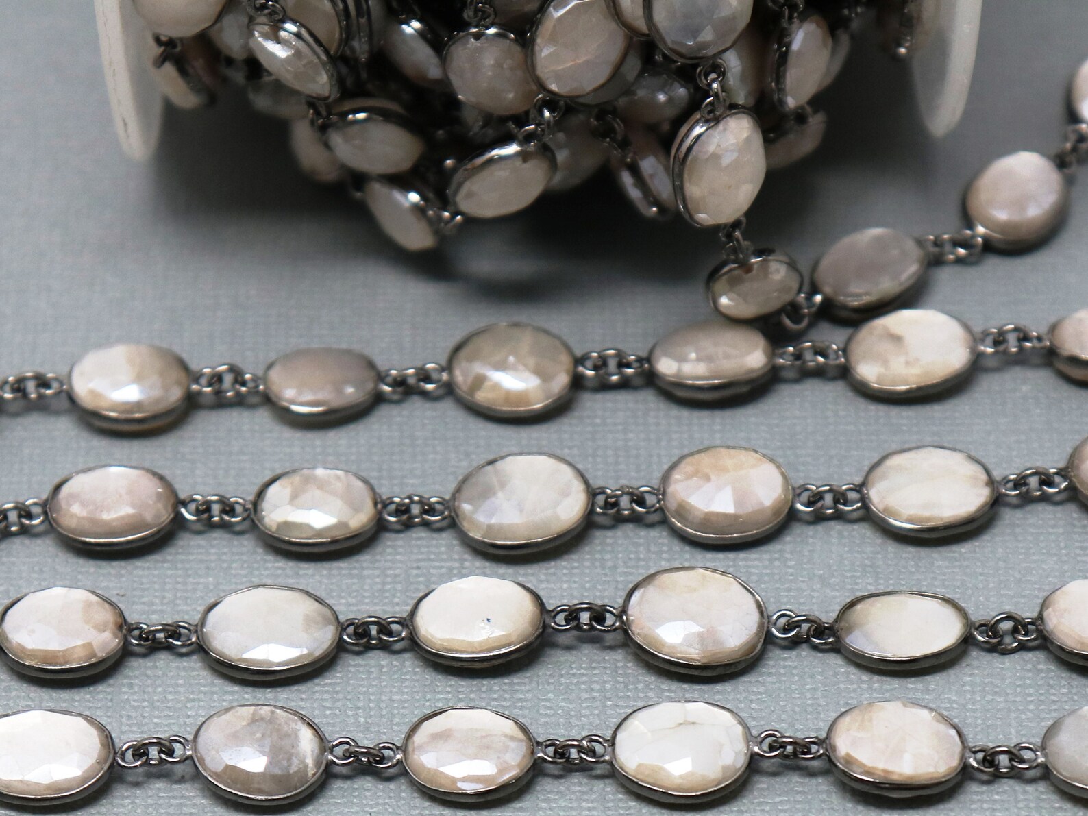 Moonstone Cream Color Oval Bezel Chain, 8x12 Mm, Antique Oxidized, 257 ...