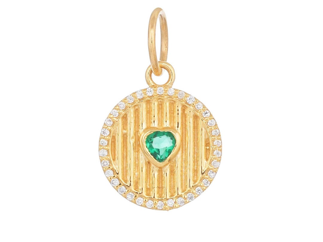 14k Solid Gold, Diamond & Emerald Fluted Heart Pendant, (14K  Vintage 14 K Emerald Flauted heart pendant in Yellow gold. main image 0