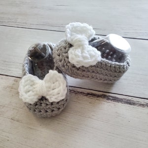 Baby Girl Booties with White Bow, Crochet Shoes for Baby Girl, Gender Reveal, Baby Shower Gift, Baby Crochet Shoes / Booties. READY TO SHIP image 1