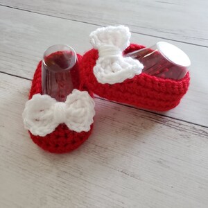 Baby Girl Booties with White Bow, Crochet Shoes for Baby Girl, Gender Reveal, Baby Shower Gift, Baby Crochet Shoes / Booties. READY TO SHIP image 7