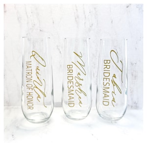 Custom Bridesmaid Flutes | Personalized Bridesmaid Flute | Bridesmaid Proposal | Bridesmaid Gift | Bridesmaid Glass |  Maid of Honor Flute