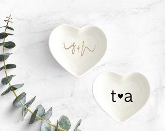 Custom Ring Dish | Engagement Gift Idea | Bride Gift Initial Ring Dish | Gift for Bride and Groom | Engagement Party Gift | Bridesmaid Gift