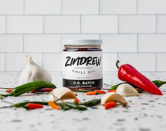 ZinDrew Chili Crunchy Garlicky Chili Oil 8.12 FL Oz