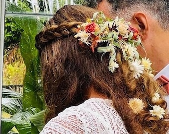 Hair ornaments of dried flowers | Hair corsage| Hair decoration of dried flowers| Bohemian wedding| floral pin