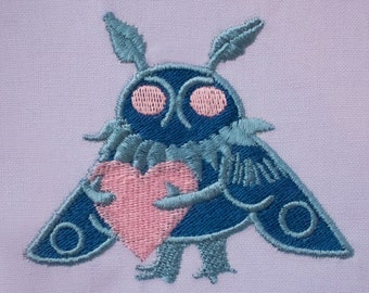 Tiny Mothman Loves You- Machine Embroidery File Design. 4 x 4 inch hoop