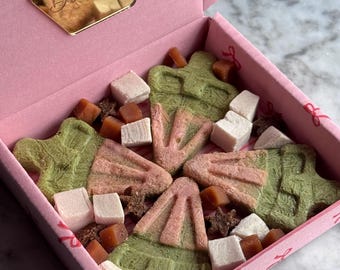 Mini Watermelon Shaped Cat Treats (No Fish) High Protein & Grain Free Kitten Freeze Dried Snacks, No Filler Birthday Gift for Cat Owner