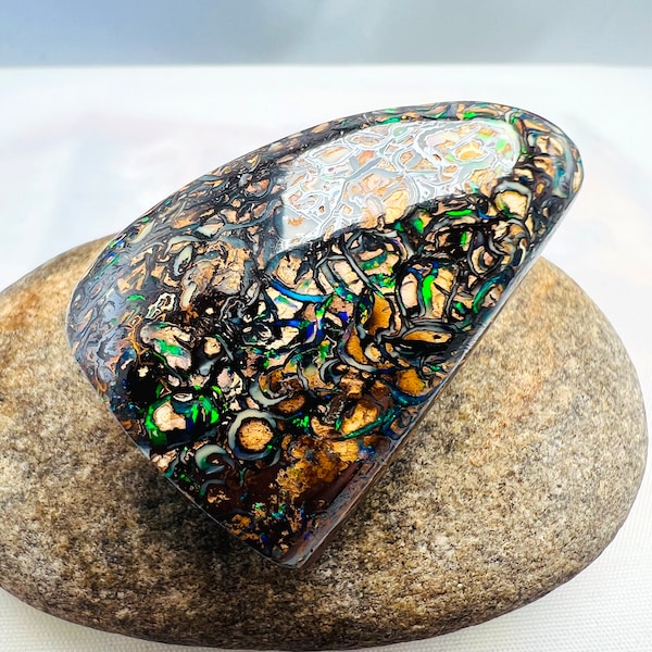 Koroit boulder opal - 75cts - Natural stone from Australia