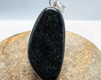 シルバーフェアリーオパールマトリックスペンダント - オーストラリア