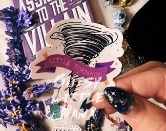 Adesivo Little Tornado: Assistente del Cattivo, Vinile Impermeabile