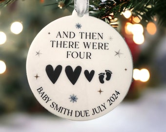 Baby Due Bauble, Personalised Pregnancy Announcement Gift, Growing Family Tree Decoration, Keepsake Bauble, Grandparents to Be Gift